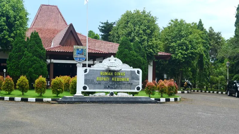 Kantor Bupati Kebumen nampak sepi paskapenangkapan Bupati Kebumen, awal 2018. (Foto: Liputan6.com/Istimewa/Muhamad Ridlo)