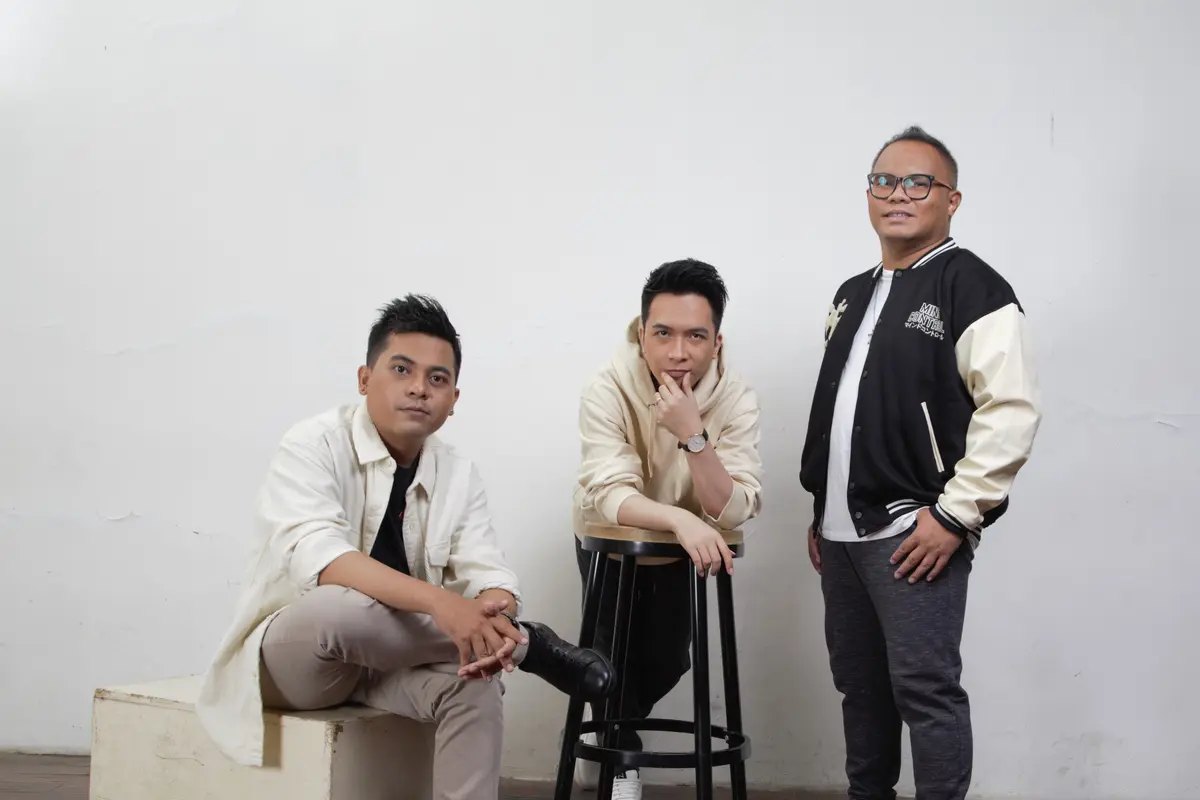 Badai Romantic Project kembali dengan lagu terbaru berjudul Aku Yang Hancur Aku Yang Mengalah
