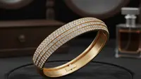7 Model Gelang Emas Berlapis Kristal, Pilihan Tepat untuk Reuni Ibu-Ibu