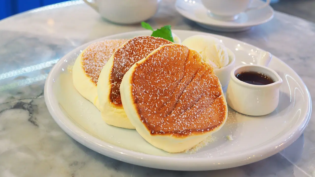 6 Resep Souffle Pancake yang Lembut dan Lumer, Bikin Ketagihan