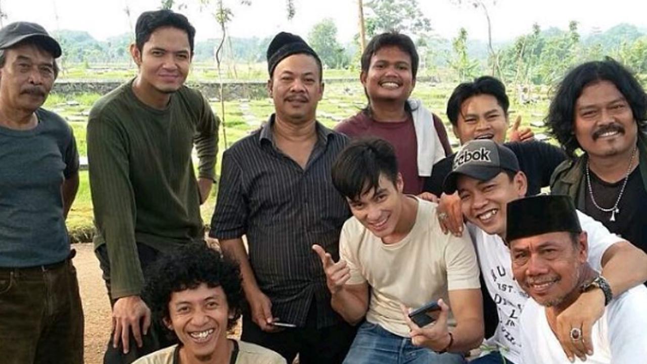 Gali Lobang Tutup Lobang 