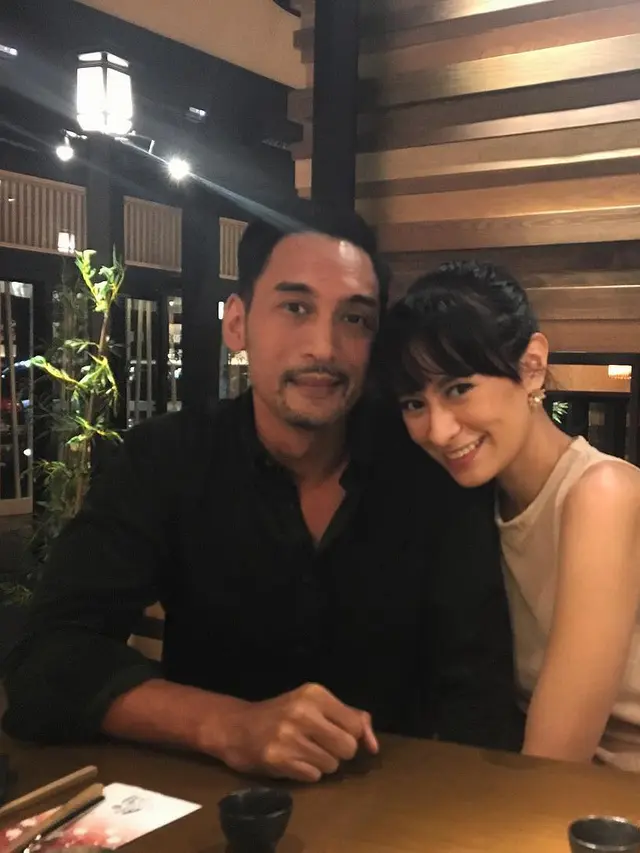 [Fimela] Restu Sinaga dan Vicky Monica