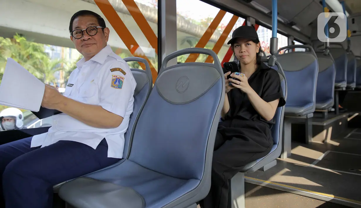 <p>Sebelumnya, kebijakan tersebut diresmikan pekan lalu melalui instruksi gubernur nomor 6 tahun 2025. (Liputan6.com/Herman Zakharia)</p>