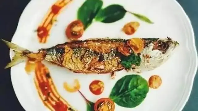 8 Cara Plating Makanan ala Netizen Ini Bikin Geleng Kepala, Kreatif Banget