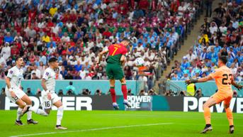 Sensor di Bola Piala Dunia 2022 Bikin Ronaldo Gagal Klaim Gol di Portugal vs Uruguay