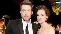 Gugat Cerai Jennifer Garner, Ben Affleck Gandeng Wanita Lain