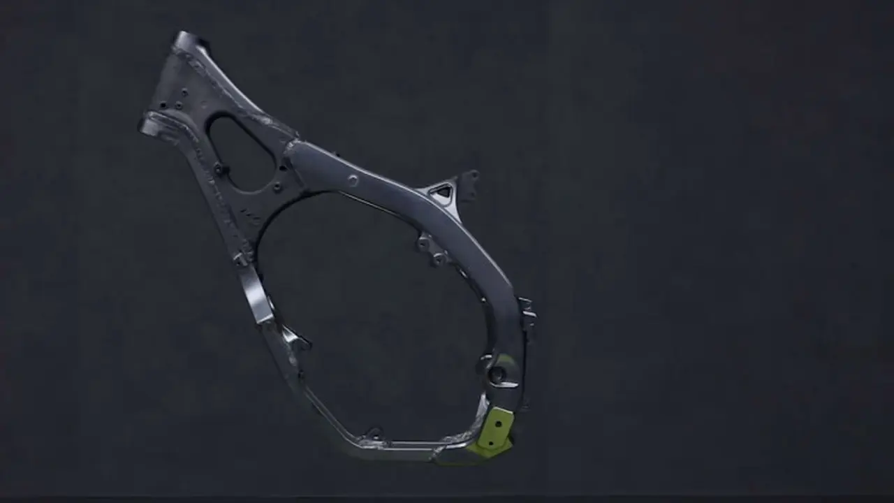 Triumph Kembangkan Frame Alumunium Baru untuk Kejuaraan Balap Motocross