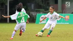 Anak-anak terpilih bertanding pada MILO Football Championship 2019 di Ciputat, Tangerang Selatan, Sabtu (27/4/2019). Sebanyak 16 pemain terbaik dibagi menjadi dua tim yaitu Tim Kurniawan dan Tim Ponaryo yang akan dinilai mewakili Indonesia di MILO Champions Cup di Barcelona. (Liputan6.com/HO/Rizky)
