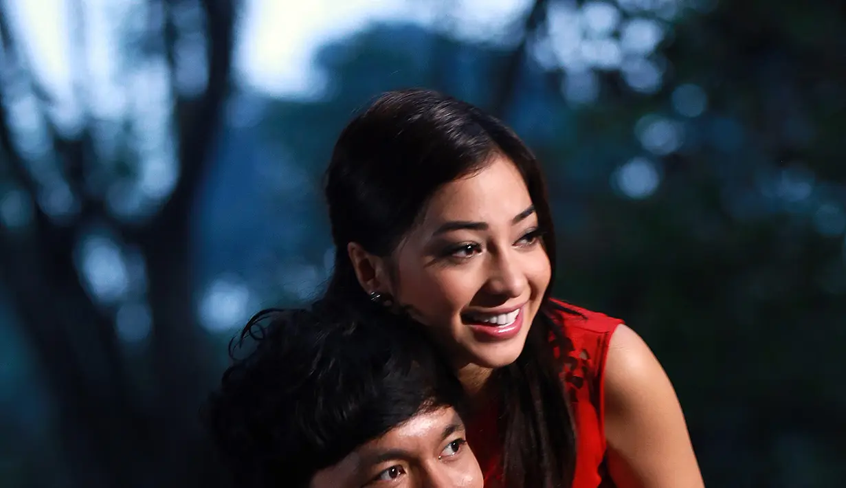 'Calvin Jeremy itu pacar aku' ujar Nikita, Calvin Jeremy di pasangkan dengannya di video klip tersebut. (Wimbarsana Kewas/Bintang.com)