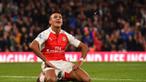 Aksi dan gol dari striker Arsenal asal Cili Alexis Sanchez.