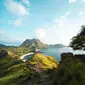 Langit Nusa Tenggara, Indonesia dengan sedikit tutupan awan. (Liputan6.com/Pexels/stijn-dijkstra)