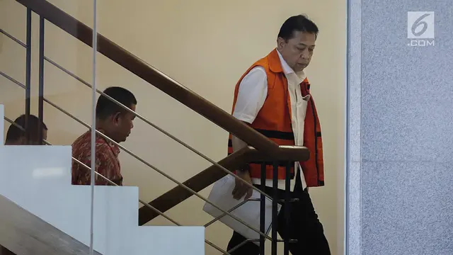 PHOTO: Bertemu Sang Ayah, Begini Keakraban Putra Sulung Setnov di KPK