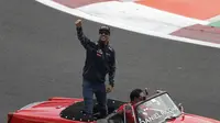 Vettel Dihukum, Podium Ketiga GP Meksiko Jadi Milik Ricciardo