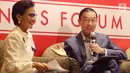 Kepala BKPM Thomas Lembong (kanan) saat menjadi pembicara dalam Boston University Asian Alumni Festival 2018, Jakarta, Sabtu (3/11). Pertemuan alumni dari 12 negara di Asia membahas Investasi di Indonesia dan Asia Tenggara. (Liputan6.com/Angga Yuniar)