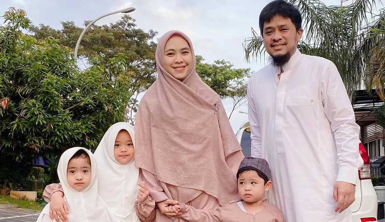 OKi Setiana Dewi (Instagram/okisetianadewi)