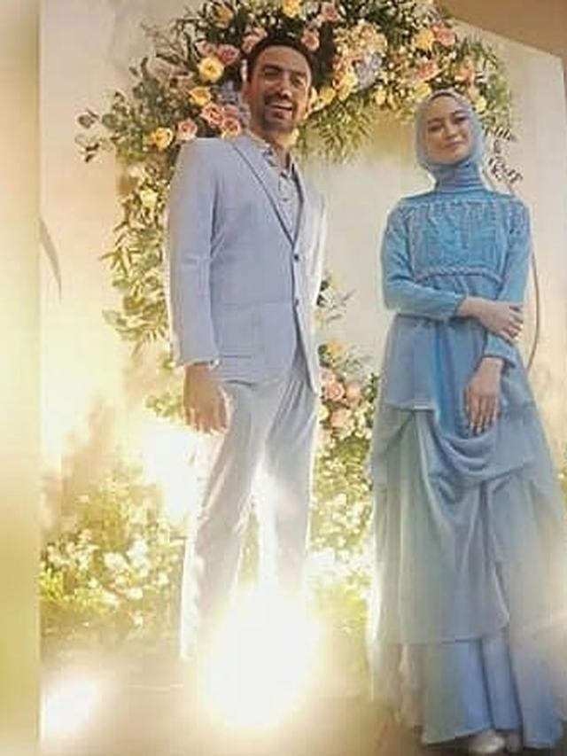 Resmi Tunangan, Ini 6 Potret Kebersamaan Reza DA dan Valda Alviana yang Jarang Terekspos