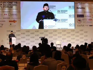 Calon Presiden Nomor Urut 2, Prabowo Subianto menyampaikan pidato dalam Indonesia Economic Forum 2018 di Jakarta, Rabu (21/11). Dalam acara tersebut Prabowo memberikan pidatonya yang berjudul "The Path Ahead for Indonesia." (Liputan6.com/Angga Yuniar)