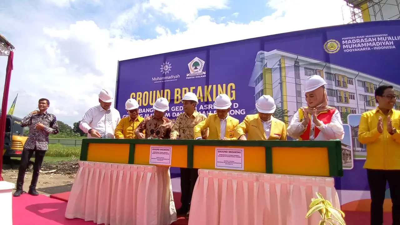 Tepati Janji ke Muhammadiyah, Bahlil Bangun Asrama Madrasah Muallimin di Bantul