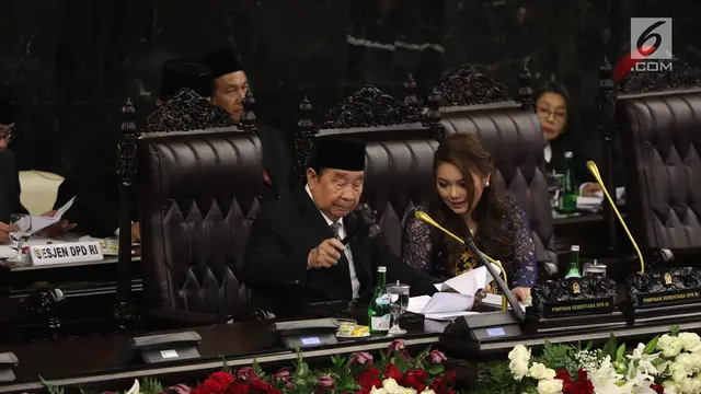Jokowi Bersama Menteri Kabinet Kerja Hadiri Pelantikan Anggota DPR, MPR, dan DPD