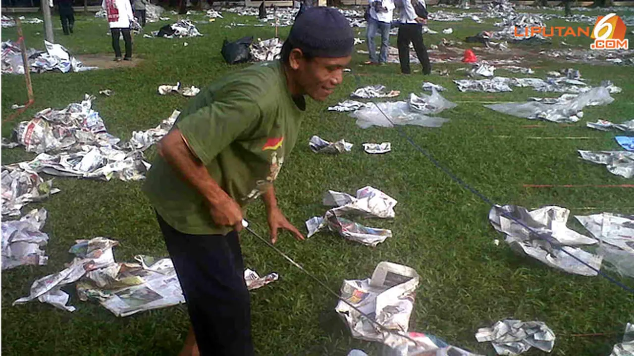 pemulung-koran-130808b.jpg