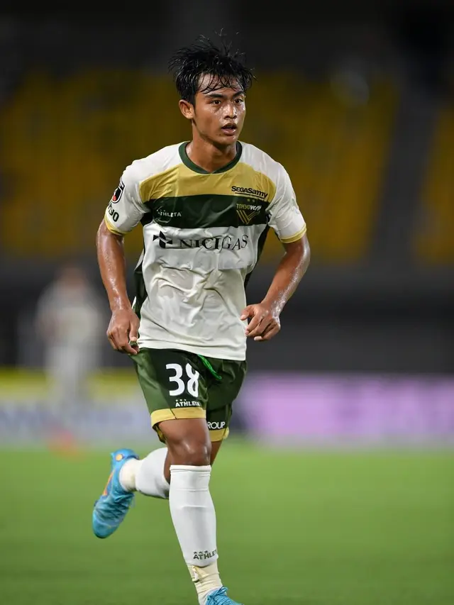 Pratama Arhan debut di Tokyo Verdy. (J League).