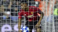 Marcus Rashford mencetak gol untuk Manchester United ke gawang Valencia. (AFP/Jose Jordan)