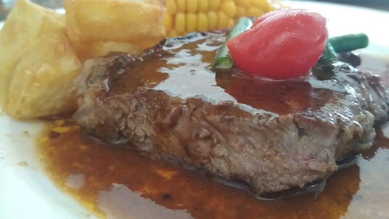 Kreasi Steak Daging Hasil Kawin Silang Sapi Bali dan Banteng Jawa