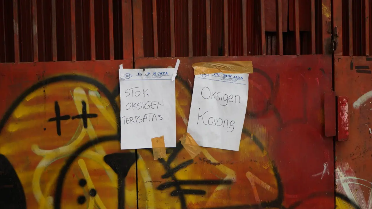 Oksigen untuk pasien Covid-19 di Kota Depok masih sulit di dapatkan. Untuk mengetahui penyebab kelangkaan oksigen, Intelejen Kejari Kota Depok lakukan penelusuran.