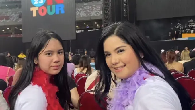 Nonton konser Harry Styles di Singapura begini tampilan Annisa Pohan dan Sang Putri