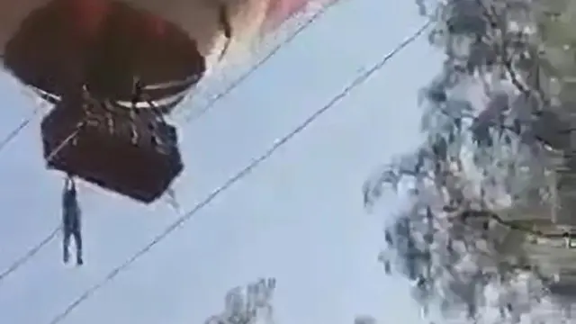 Viral Detik-Detik Pria Jatuh dari Balon Udara, Diselamatkan Pakai Selimut