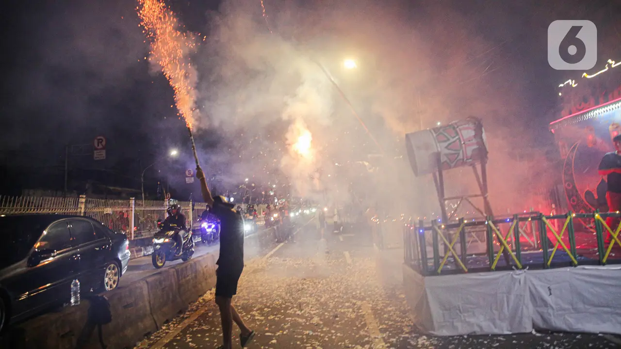 Suasana Malam Takbiran Idul Fitri 2023 di Jakarta