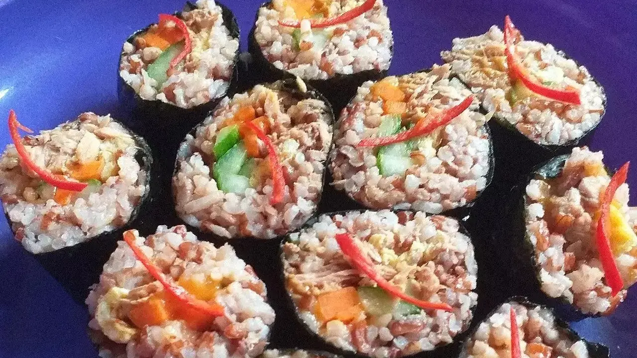 Resep kimbap nasi merah. (dok. Cookpad @Cookpadchandrahan)