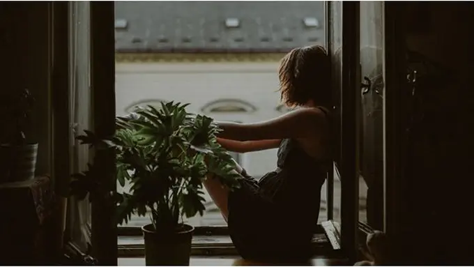 Kesepian/copyright unsplash.com/@all_who_wander