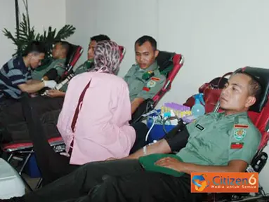 Citizen6, Papandayan: Kegiatan ini merupakan kerjasama antara Kodam III/Siliwangi, Rotary Club Of Bandung dan PMI Kota Bandung. (Pengirim: Pendam III/Siliwangi)
