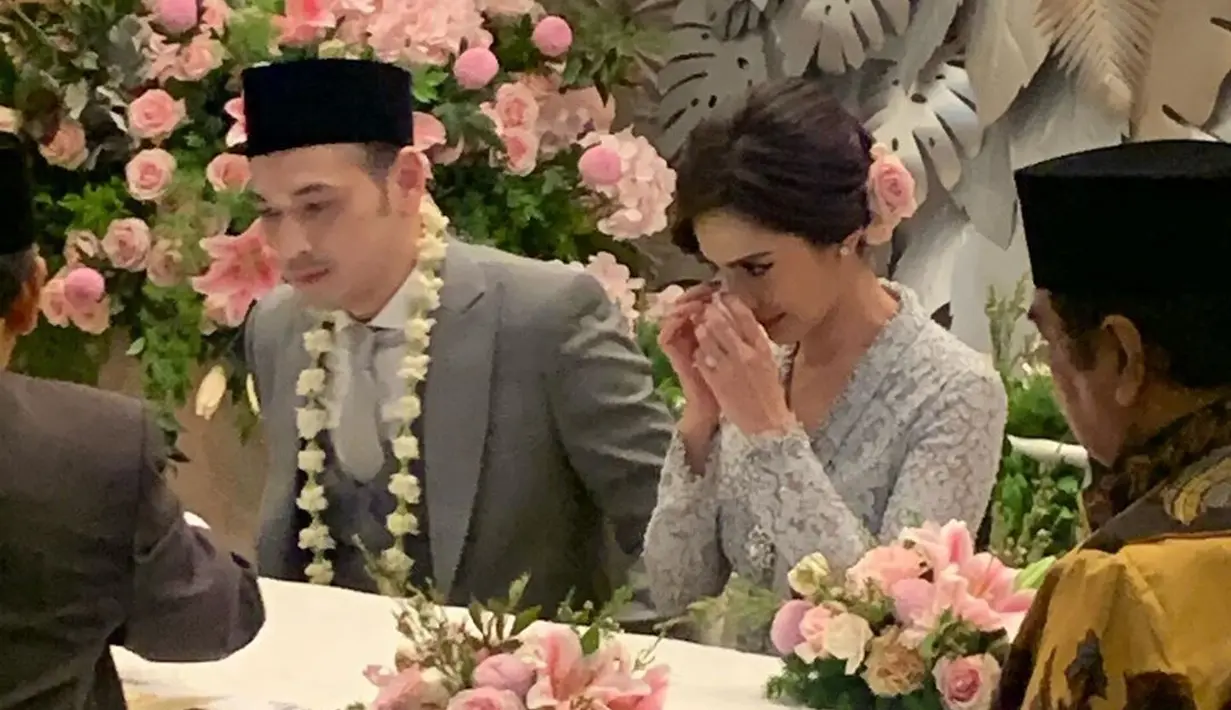 Cut Tari Menikah (Instagram/teukuzacky)