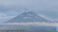Gunung Semeru Lima Kali Erupsi, Tinggi Letusan Capai 800 Meter (Istimewa)