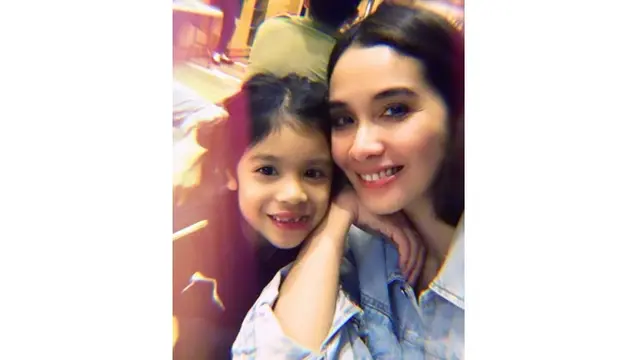 Beda Gaya 6 'Ratu' FTV Saat Asuh Anak, Jadi Ibu Idaman