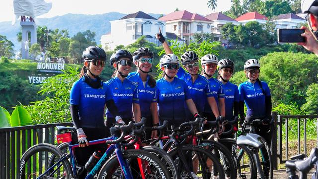 Doni Tata ikut Balapan Sepeda