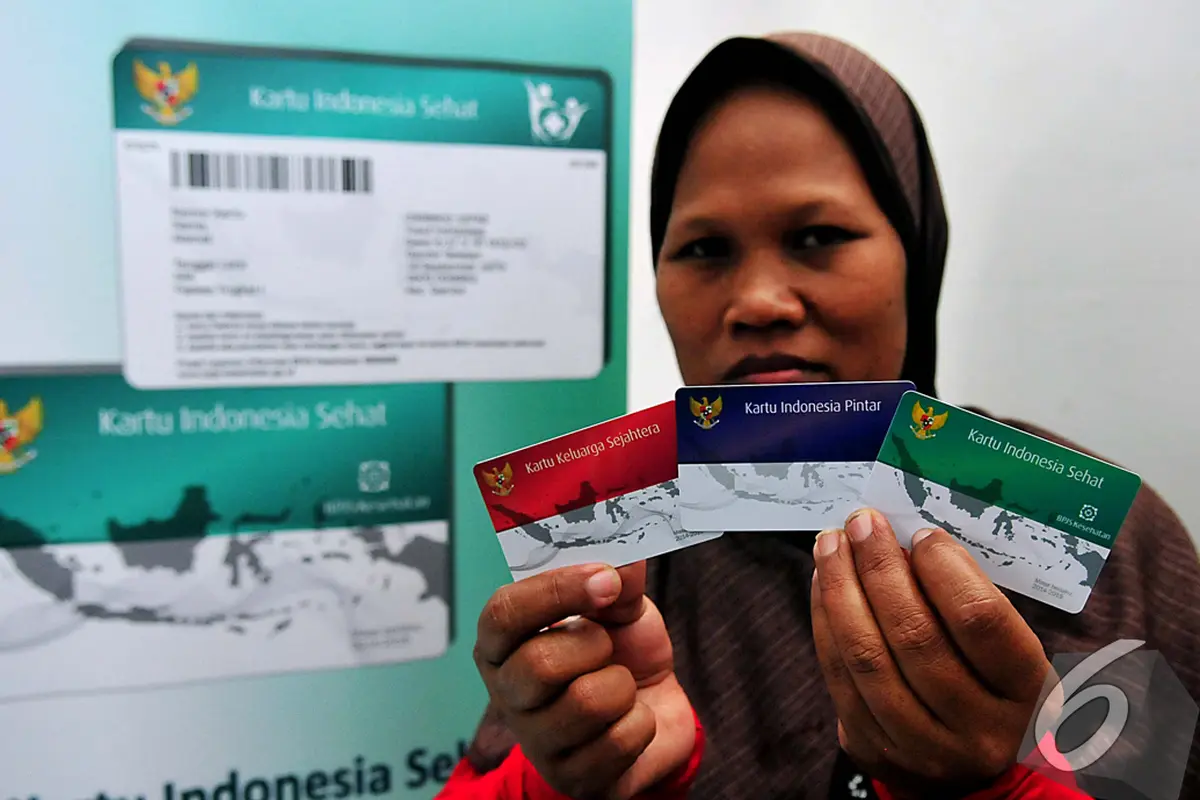 Kala 'Kartu Sakti' Jokowi Dibagikan