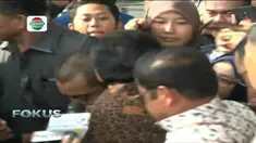 Usai menjalani sidang kasus E-KTP, Ketua DPR RI, Setya Novanto didemo mahasiswa soal hak angket KPK oleh DPR.