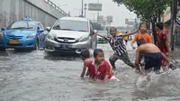 Leptopirosis, Penyakit yang Dibawa Tikus Hantui Warga Kala Banjir
