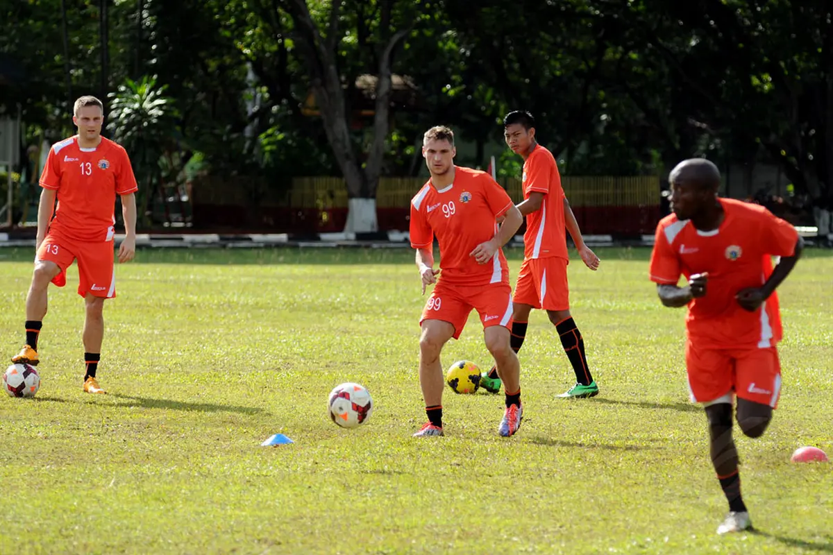 Jelang Laga Uji Coba, Persija Jakarta Kembali Gelar Latihan