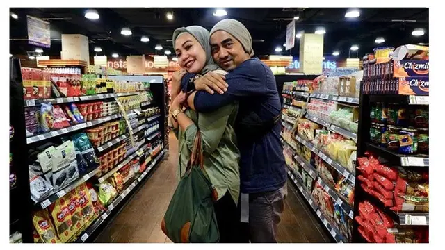6 Potret Terbaru Ucie Nurul, Pemeran Ibu di Film Petualangan Sherina