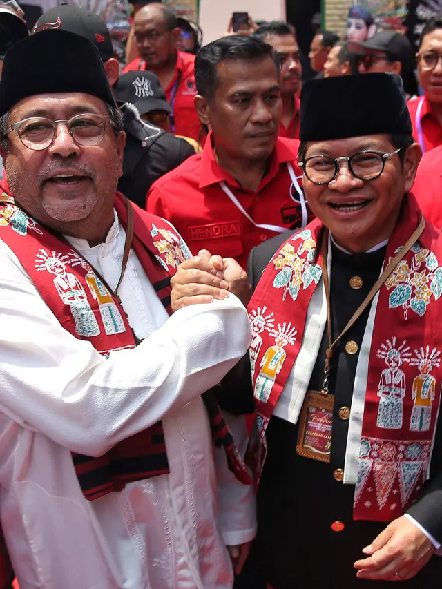 Kenakan Pakaian Khas Betawi, Pramono Anung dan Rano Karno Daftar Pilgub Jakarta