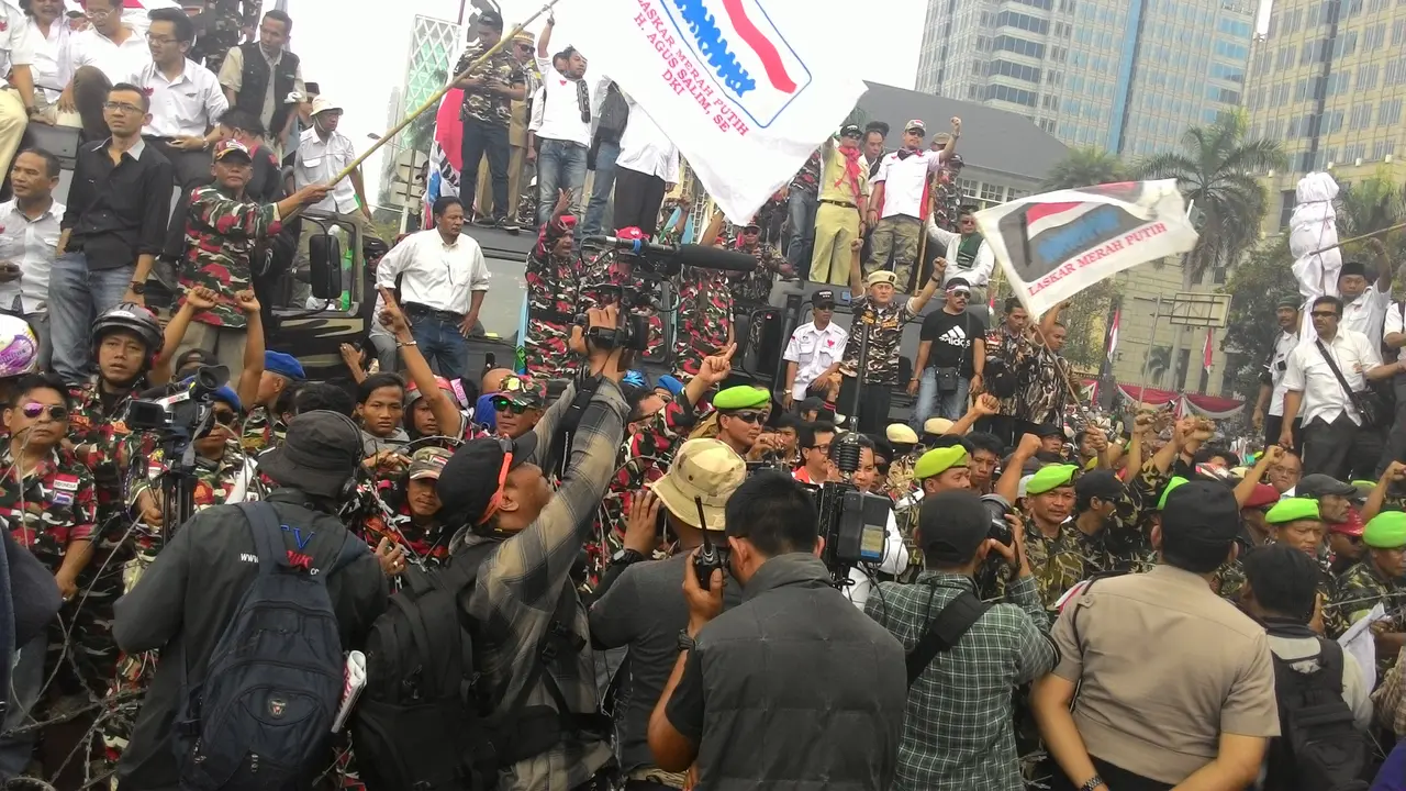 Massa Prabowo-Hatta Desak DKPP Pecat Ketua KPU