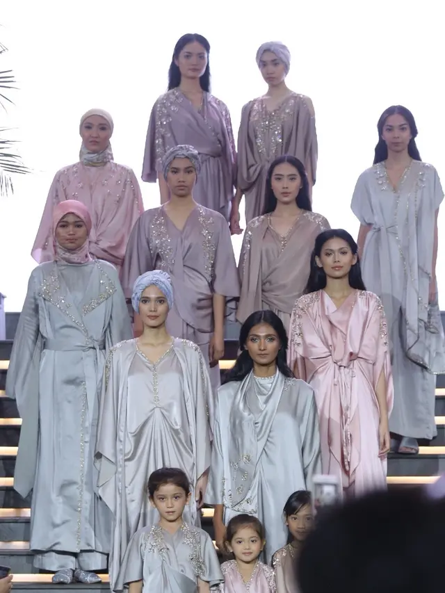 Busana Effortless dari AVA Prologue