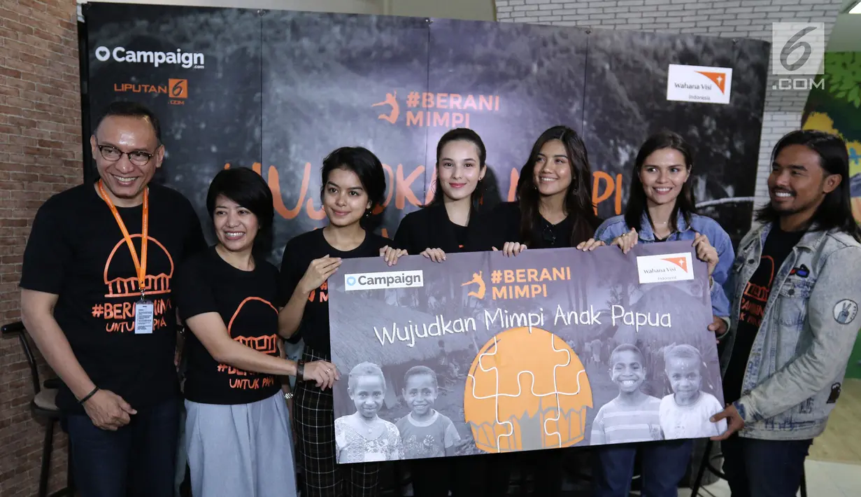 Peluncuran #BERANIMIMPI2017 di kawasan Menteng, Jakarta, Selasa (30/05). Berani Mimpi berencana membangun beragam fasiltas di Papua. (Liputan6.com/Herman Zakharia)