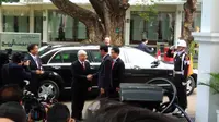 Bertemu Sekjen Partai Komunis Vietnam, Jokowi Singgung Laut China