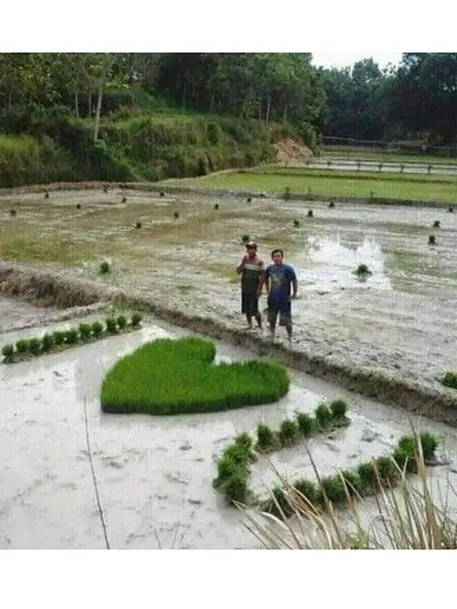 6 Cara Nyeleneh Bilang 'I Love You' Ini Bikin Enggak Habis Pikir