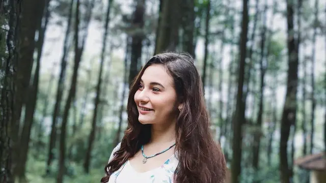 Pernah Alami Kecelakaan Sampai Trauma, Ini 6 Potret Terbaru Artis FTV Larasati Nugroho